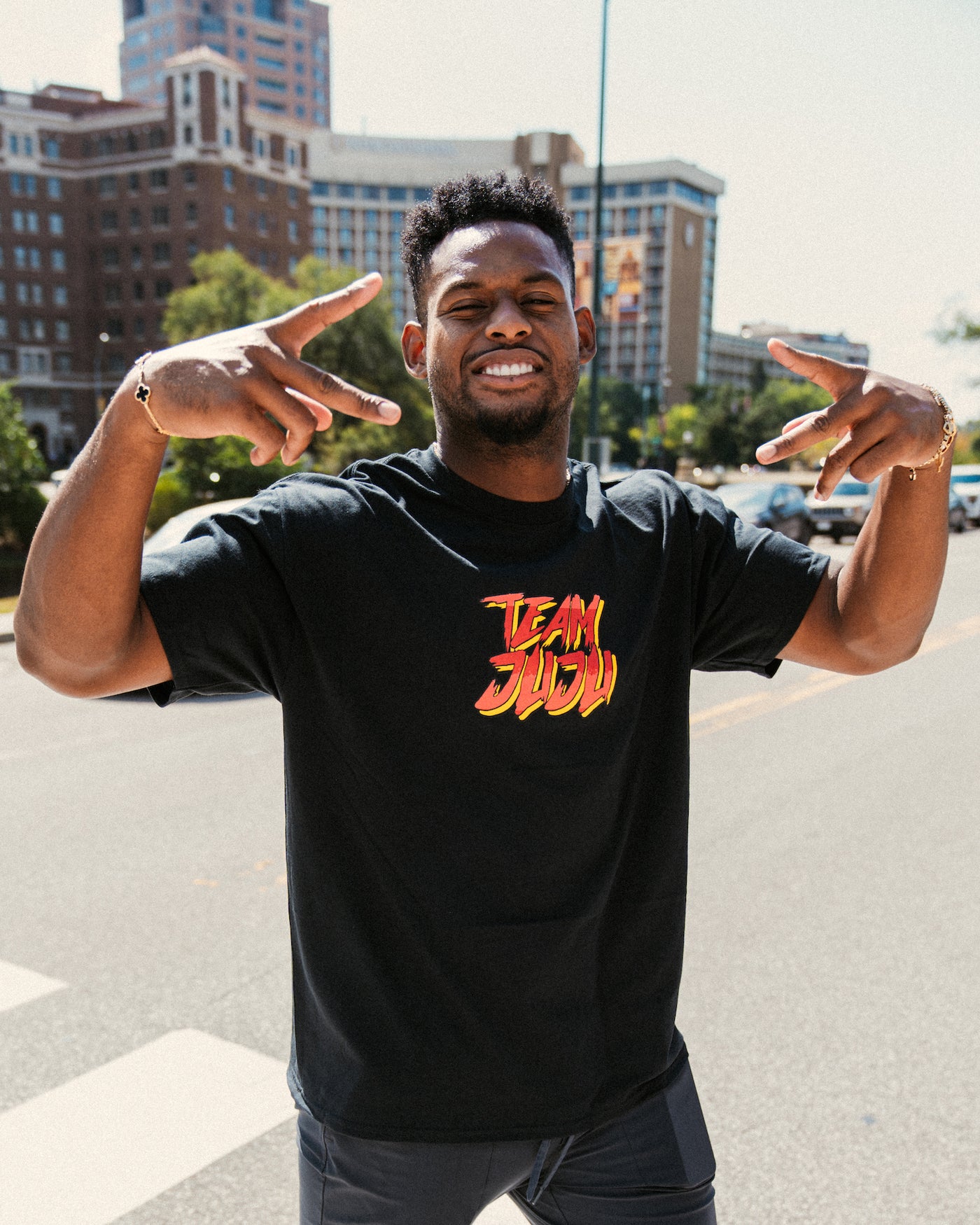 merch_22of32_1400x.jpg?v=